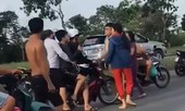 Bắt khẩn cấp hai đối tượng đánh CSGT khi bị dừng xe