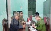 Rao bán cây thuốc phiện trên mạng rồi nhờ bố đi giao hàng