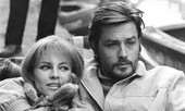 Huyền thoại Alain Delon vắng mặt ở lễ tang vợ cũ
