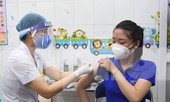 Những mũi tiêm vắc xin COVID-19 đầu tiên tại BV Nhiệt đới T.Ư và Hải Dương