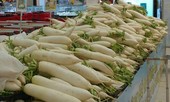 Hơn 150 tấn củ cải, cà chua ở Hà Nội được 'giải cứu'