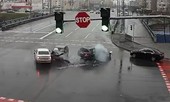 Tai nạn liên hoàn giữa giao lộ