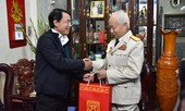 Hà Nội tặng quà Tết các gia đình chính sách, lão thành cách mạng
