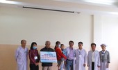 Bé trai bị bố tâm thần chém rách màng não được hỗ trợ 1,4 tỷ đồng
