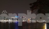 Ngắm hồ Hoàn Kiếm lung linh, huyền ảo về đêm