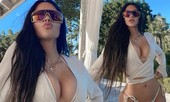 Sau đệ đơn ly hôn, 'Kim siêu vòng 3' liên tục tung ảnh sexy 'đốt cháy' mạng xã hội