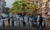 Myanmar: Súng vẫn nổ vào người biểu tình