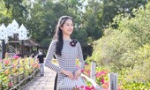 Tân Hoa khôi Sinh viên Việt Nam duyên dáng trong tà áo dài đón xuân 