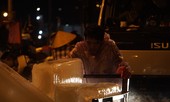 Trắng đêm mưu sinh giữa giá rét ở cảng cá lớn nhất miền Trung