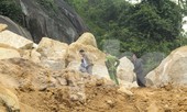 Cận cảnh núi Hòn Chà bị 'băm vằm' trái phép
