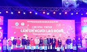 Trao hàng ngàn suất quà Tết cho người lao động khó khăn