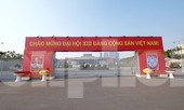 Trung tâm Hội nghị Quốc gia trang hoàng chuẩn bị Đại hội lần thứ XIII của Đảng