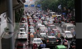 Giao thông Hà Nội ngày đầu tuần ùn tắc dưới trời mưa phùn ẩm ướt