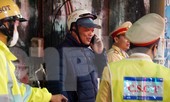 Gọi điện thoại người thân, phóng xe thông chốt đo nồng độ cồn ở Hải Phòng