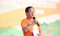 Tiền Phong Marathon hòa mình hành động vì một tương lai xanh