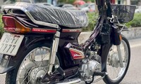 Honda Dream đời 2000 biển số tứ quý rao bán 170 triệu đồng
