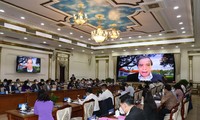 Kiều bào hiến kế khôi phục và phát triển kinh tế với lãnh đạo TPHCM