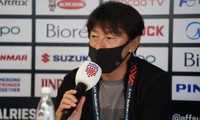 HLV Shin Tae- yong vẫn than thở về chế độ ăn uống tại AFF Cup 2020