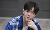 Dính scandal mua dâm, Lý Vân Địch phải bồi thường hơn 31 triệu USD
