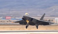 Cận cảnh &apos;chiến thần&apos; F-22 giúp Mỹ giữ ưu thế trên không