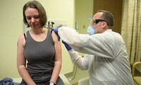 Người đầu tiên tình nguyện thử nghiệm vắc-xin Covid-19 tại Mỹ