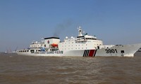 Haijing 3901, một trong những tàu hải cảnh lớn nhất thế giới, là một trong những tàu hộ tống tàu thăm dò Hải Dương 8 vi phạm vùng đặc quyền kinh tế của Việt Nam