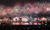 Màn bắn pháo hoa hoành tráng truyền thống của Hong Kong sẽ không được tổ chức trong dịp năm mới sắp tới. (Ảnh: SCMP)