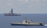 Tàu tác chiến Mỹ hiện diện gần tàu khoan dầu West Capella