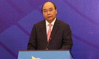 Thủ tướng Nguyễn Xuân Phúc phát biểu tại phiên khai mạc. (Ảnh: Như Ý)