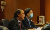Thứ trưởng Ngoại giao Nguyễn Quốc Dũng phát biểu tại hội thảo. (Ảnh: Thu Loan)