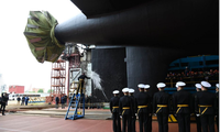 Tàu ngầm hạt nhân Krasnoyarsk khi còn ở xưởng. (Ảnh: Tass)