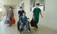 Bệnh nhân cuối cùng rời Bệnh viện Hồi sức COVID-19