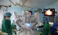 Lần đầu tiên tại Việt Nam dùng robot cắt thận ung thư