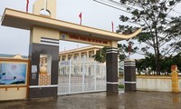 Trường THCS Duy Ninh nơi cháu N. bị cô T. bắt chịu phạt 231 cái tát. 