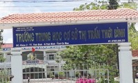 Trường THCS thị trấn Thới Bình (huyện Thới Bình, tỉnh Cà Mau), nơi thầy T.H.S. công tác. 