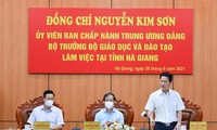 Bộ trưởng Nguyễn Kim Sơn làm việc với UBND tỉnh Hà Giang ngày 26/6.