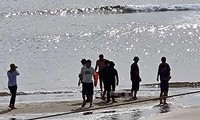 Hai mẹ con du khách Hà Nội bị đuối nước ở bãi biển Thiên Cầm 