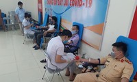 Có 25 ĐVTN Công an huyện Nam Đàn, Nghệ An tham gia hiến máu cứu sản phụ nguy kịch