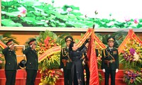 Chủ tịch Quốc hội Nguyễn Thị Kim Ngân trao Huân chương Độc lập hạng Ba
