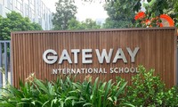 Trường Gateway quốc tế Hà Nội để biển hoàn toàn bằng tiếng Anh