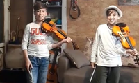 Anh em sinh đôi người Ý biểu diễn violin cực hay khi cách ly tại nhà