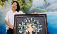 Tranh handmade độc đáo từ quả thông và dương liễu của nữ họa sĩ Đà Nẵng