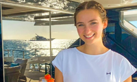 Working on a yacht, the girl earns $5,000 a month and travels around the world