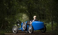 Hãng siêu xe Bugatti tung ra ôtô trẻ em với giá 771 triệu đồng