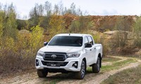 Toyota triệu hồi bán tải Hilux nhập khẩu Thái Lan