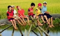 Chủ tịch Hà Nội đề xuất chia nhỏ nghỉ hè, các nước thực hiện thế nào?