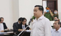 Phan Văn Anh Vũ trong một phiên tòa tại Hà Nội.