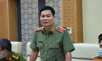 Thiếu tướng Lê Minh Mạnh trả lời tại họp báo.