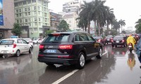 Xe Audi phục vụ APEC tại Hà Nội. Ảnh: Tuấn Nguyễn