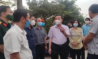 Chủ tịch UBND Hà Nội kiểm tra công tác phòng chống dịch tại Gia Lâm